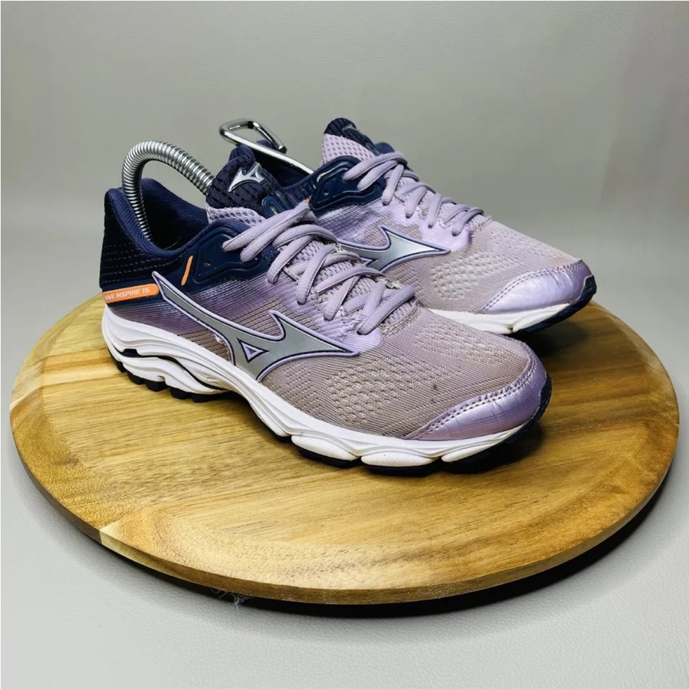 Mizuno Wave Inspire 15 Women's Size 6 Running Sneakers Shoes Purple Athletic